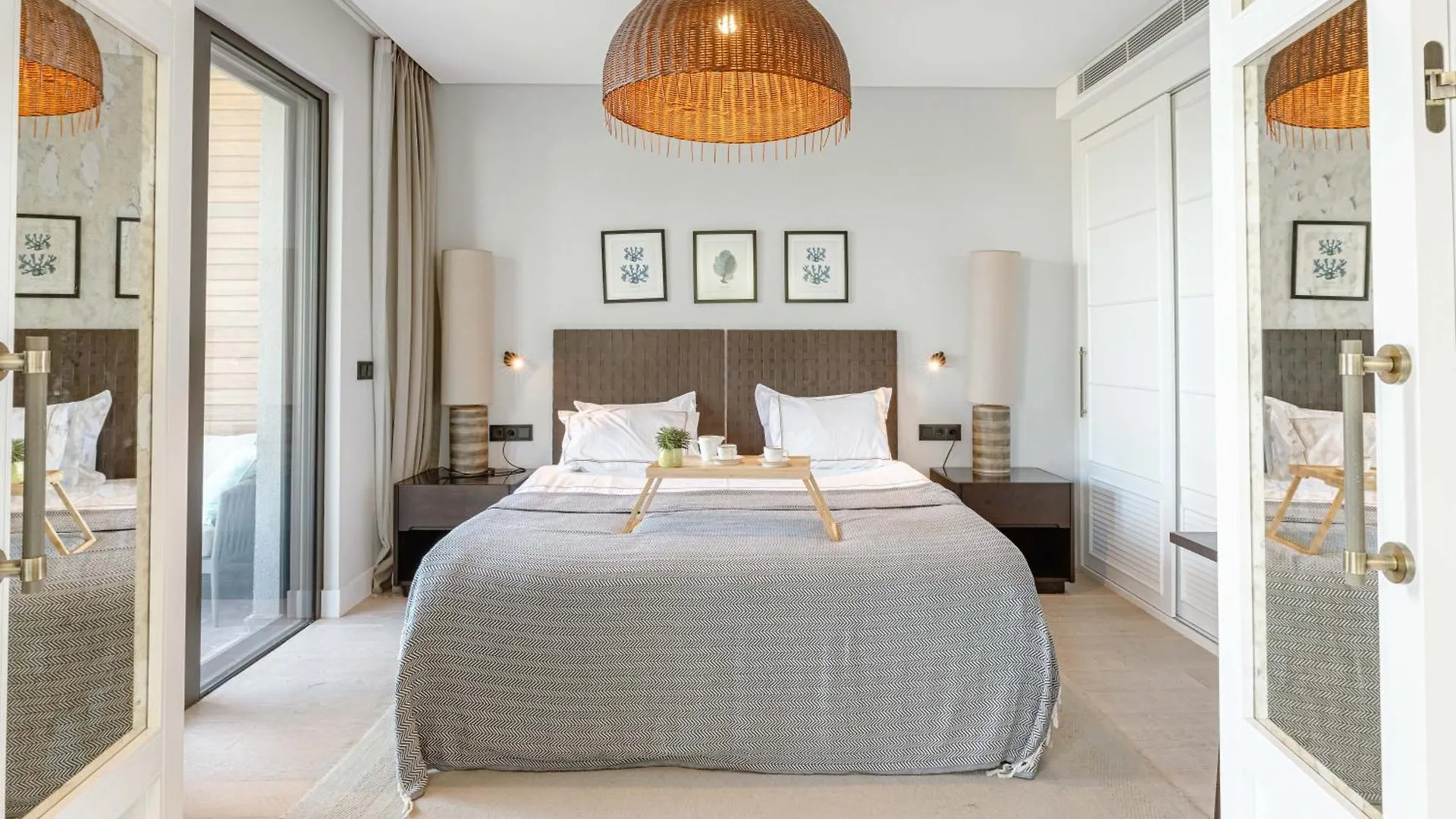 2-Bedroom Beachfront Flat With Hotel Amenities Apartmán Bodrum