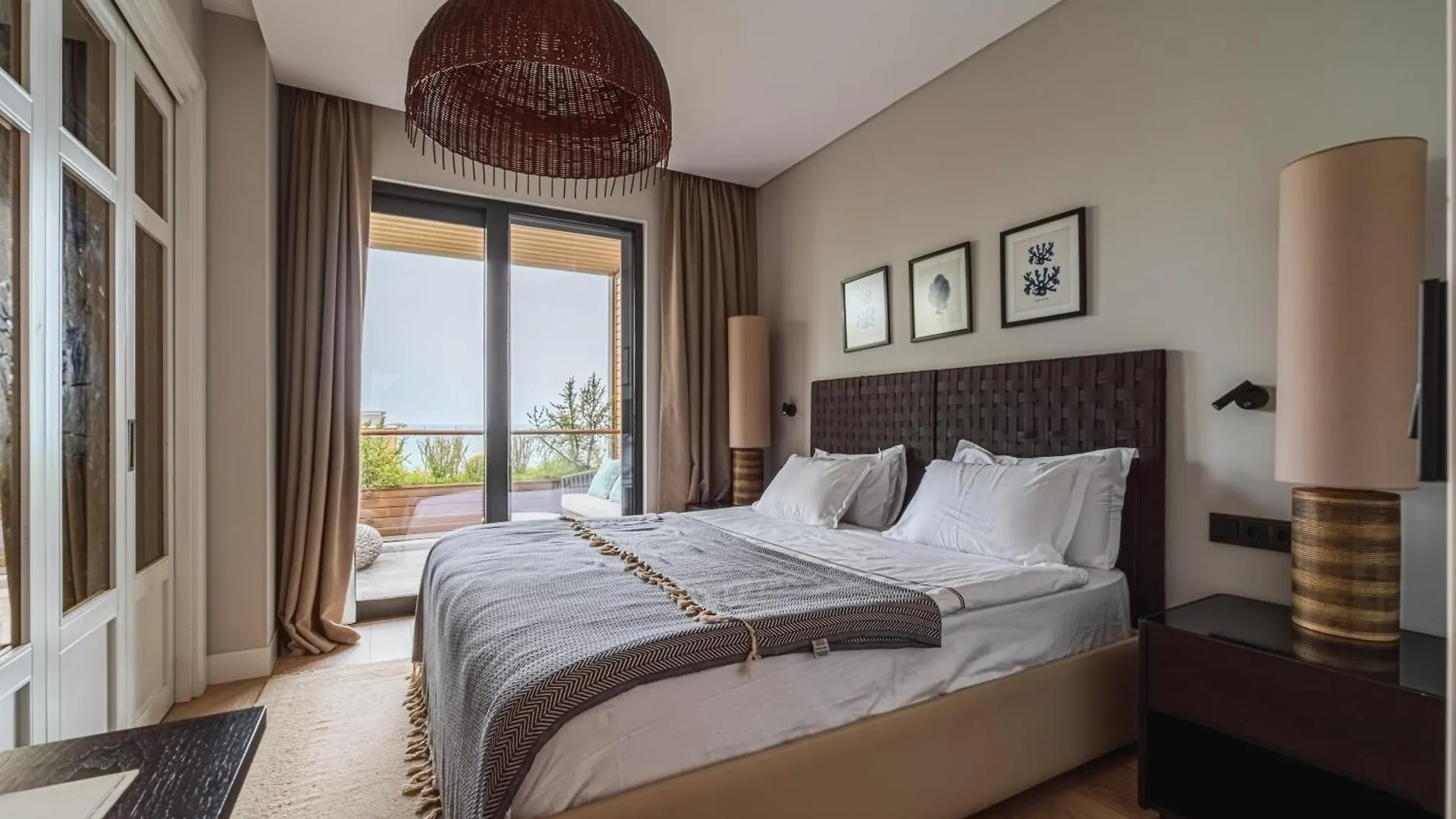Apartamento 2-Bedroom Beachfront Flat With Hotel Amenities Turquía